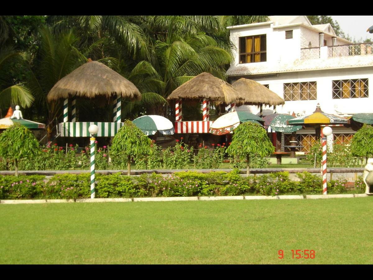 Palm Village Resort Kalkutta Kültér fotó