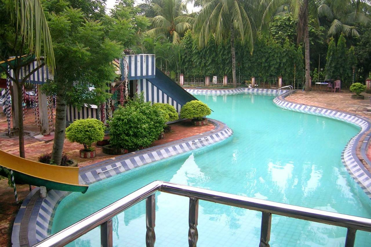 Palm Village Resort Kalkutta Kültér fotó